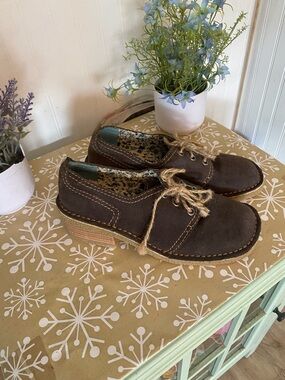 Rampage Women’s Casual Brown Suede Lace-Up Shoes